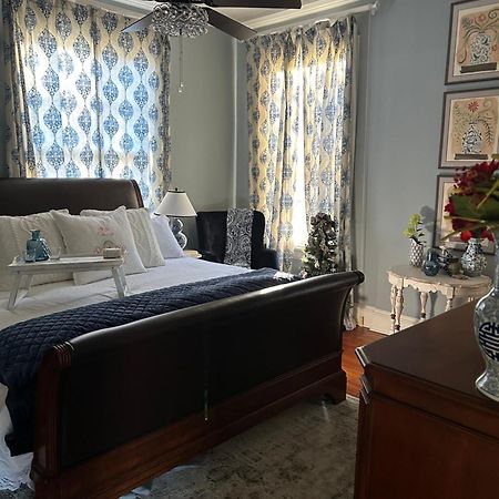 Jenny'S Downtown Hideaway Bed And Breakfast 로렐 외부 사진