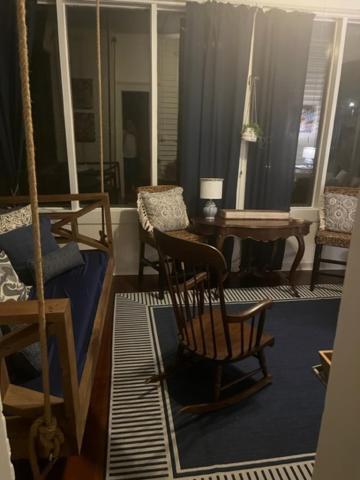 Jenny'S Downtown Hideaway Bed And Breakfast 로렐 외부 사진