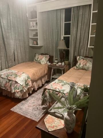 Jenny'S Downtown Hideaway Bed And Breakfast 로렐 외부 사진